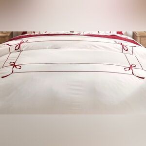 Pottery Barn ~ Monique Lhuillier ~ Nell Embroidered Bow Duvet Cover ~ Red/White